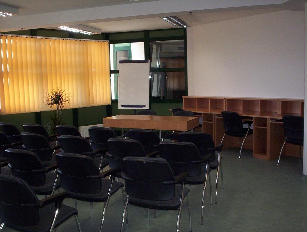 Uni-Hotel Diakotthon Miskolc Eksteriør bilde