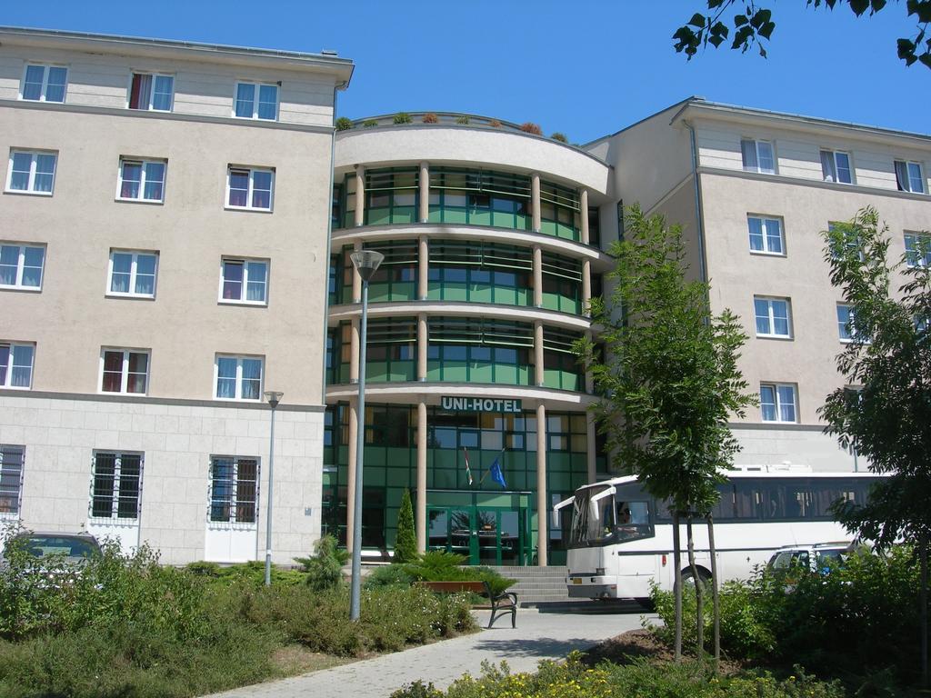 Uni-Hotel Diakotthon Miskolc Eksteriør bilde